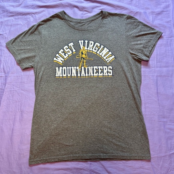 The Victory| West Virginia Mountaineers Gray T-Shirt| Size Small - Picture 1 of 3